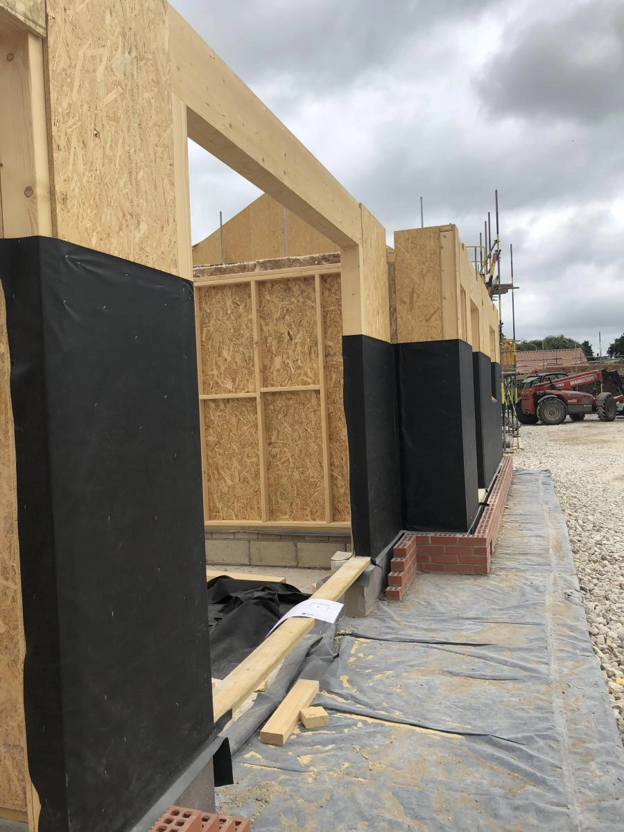 SupaPerm House Wrap SP100 House wrap for walls in timber frame structures and for profiled metal roofs.