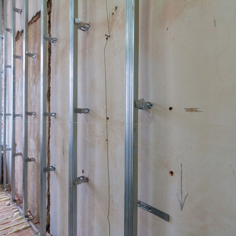 Metal Track Pack of 10 Track edging when creating stud walls